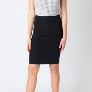 Judith & Charles Black Knee Length Pencil Skirt Size 2